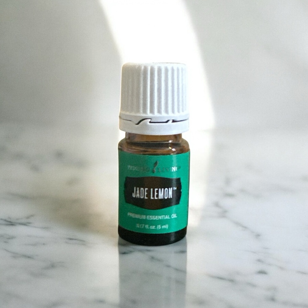 Young Living Jade Lemon Essential Oil - White Cap with Green Label